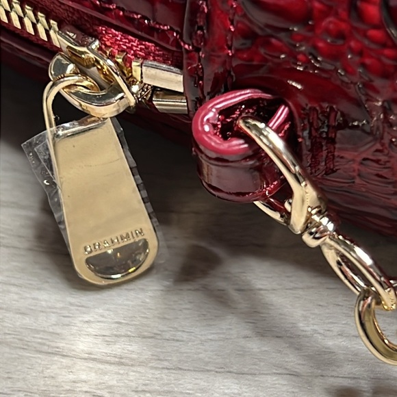 NWT Brahmin Cassia Crossbody in Vintage Red Leather Melbourne - Picture 8 of 9